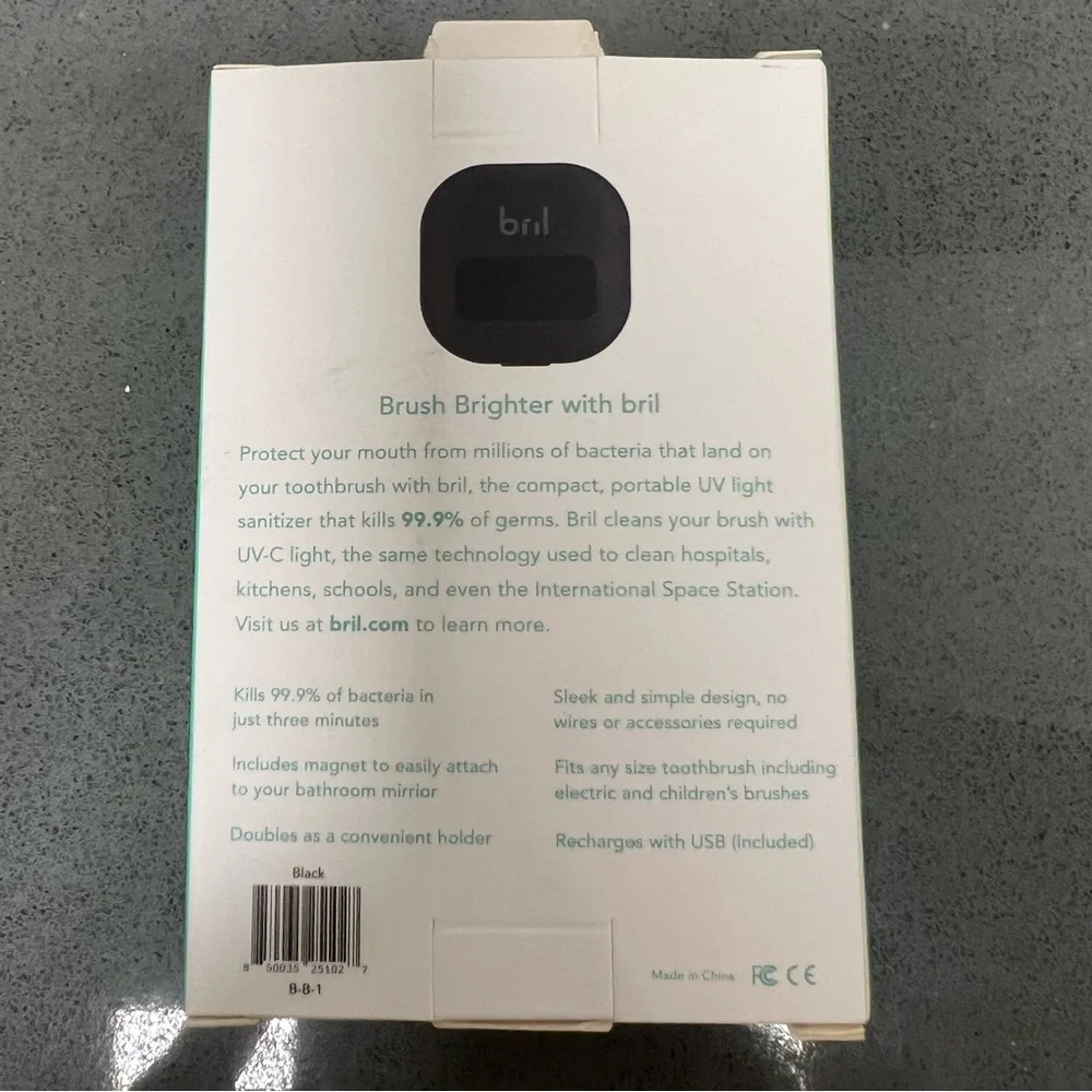 NWT Bril UV Black Toothbrush Sterilizer Kills 99% Bacteria On Your Toothbrush